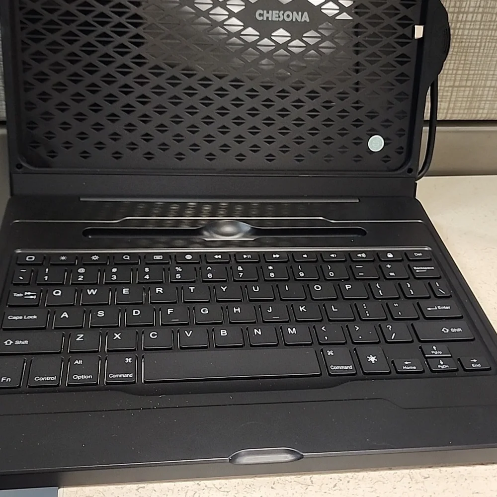 Multi functional keyboard